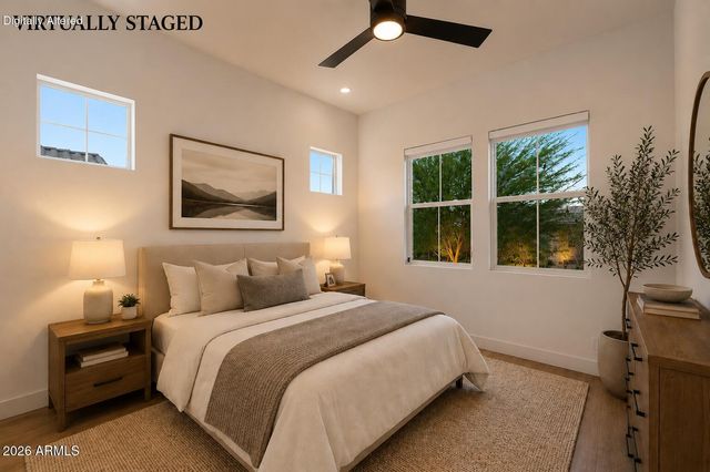 1928 E VILLA LINDA Drive, Phoenix, AZ 85024