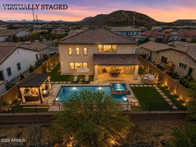 1928 E VILLA LINDA Drive, Phoenix, AZ 85024