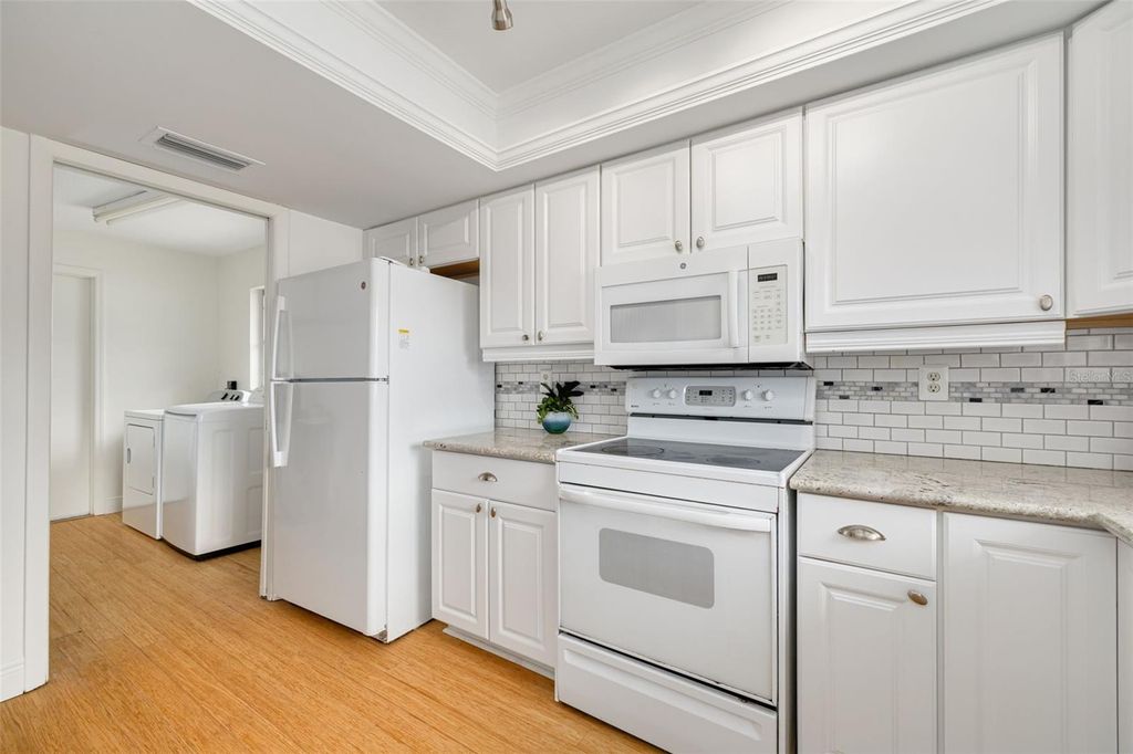 Image 12 of property listing at 3301 SAN GABRIEL STREET, Clearwater, FL 33759