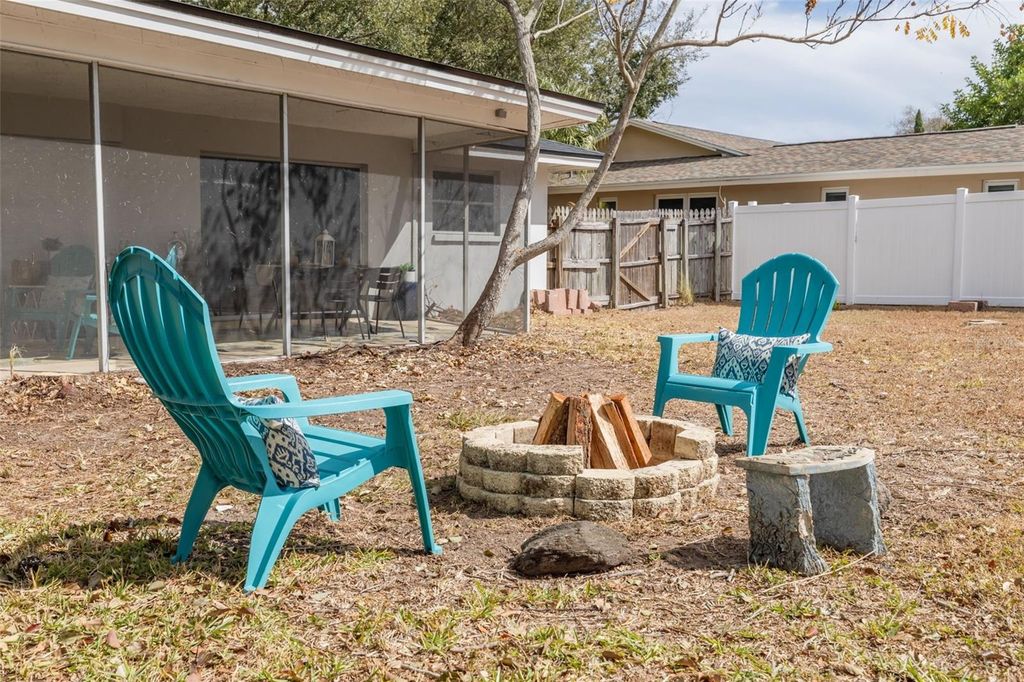 Image 27 of property listing at 3301 SAN GABRIEL STREET, Clearwater, FL 33759