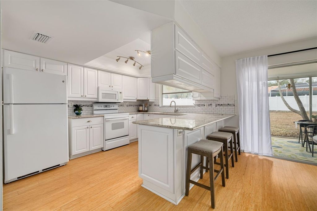 Image 10 of property listing at 3301 SAN GABRIEL STREET, Clearwater, FL 33759