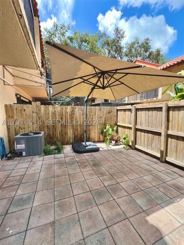 7803 SW 102nd Ln, Miami, FL 33156