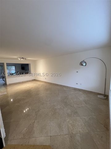 7803 SW 102nd Ln, Miami, FL 33156