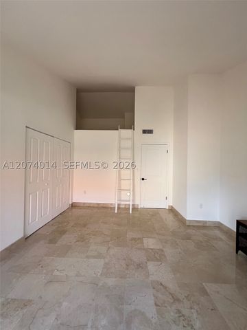 7803 SW 102nd Ln, Miami, FL 33156