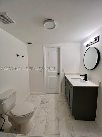7803 SW 102nd Ln, Miami, FL 33156