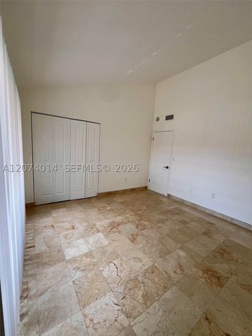 7803 SW 102nd Ln, Miami, FL 33156
