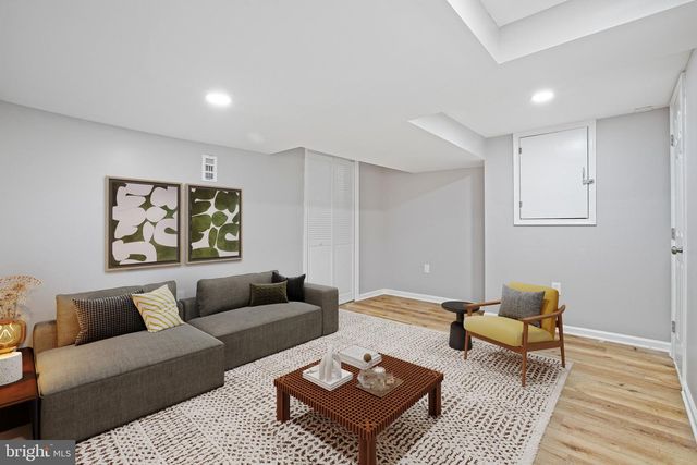900 E BELVEDERE AVE, Baltimore, MD 21212