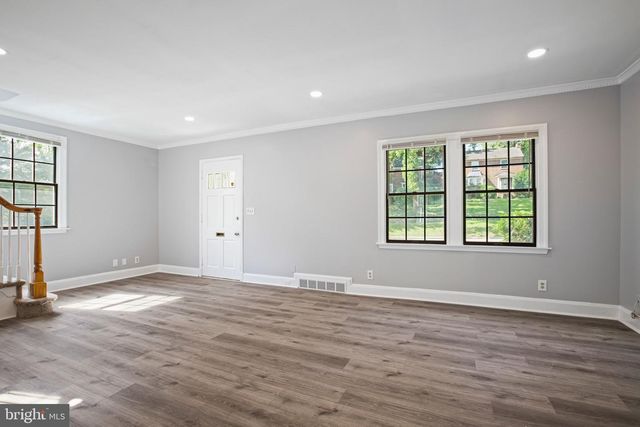 900 E BELVEDERE AVE, Baltimore, MD 21212