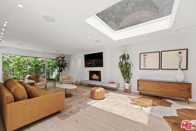 9451 Hidden Valley Place, Beverly Hills, CA 90210