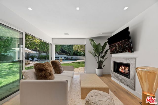 9451 Hidden Valley Place, Beverly Hills, CA 90210