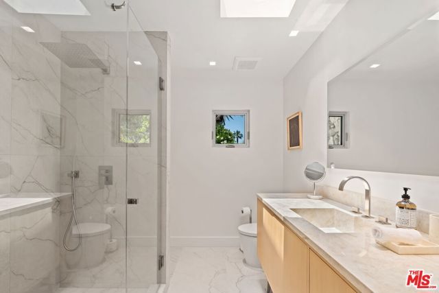 9451 Hidden Valley Place, Beverly Hills, CA 90210