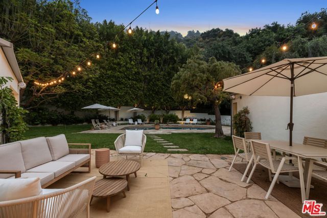 9451 Hidden Valley Place, Beverly Hills, CA 90210