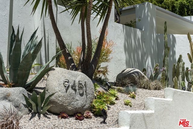 9451 Hidden Valley Place, Beverly Hills, CA 90210