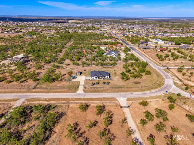 3197 Buck Run, San Angelo, TX 76901
