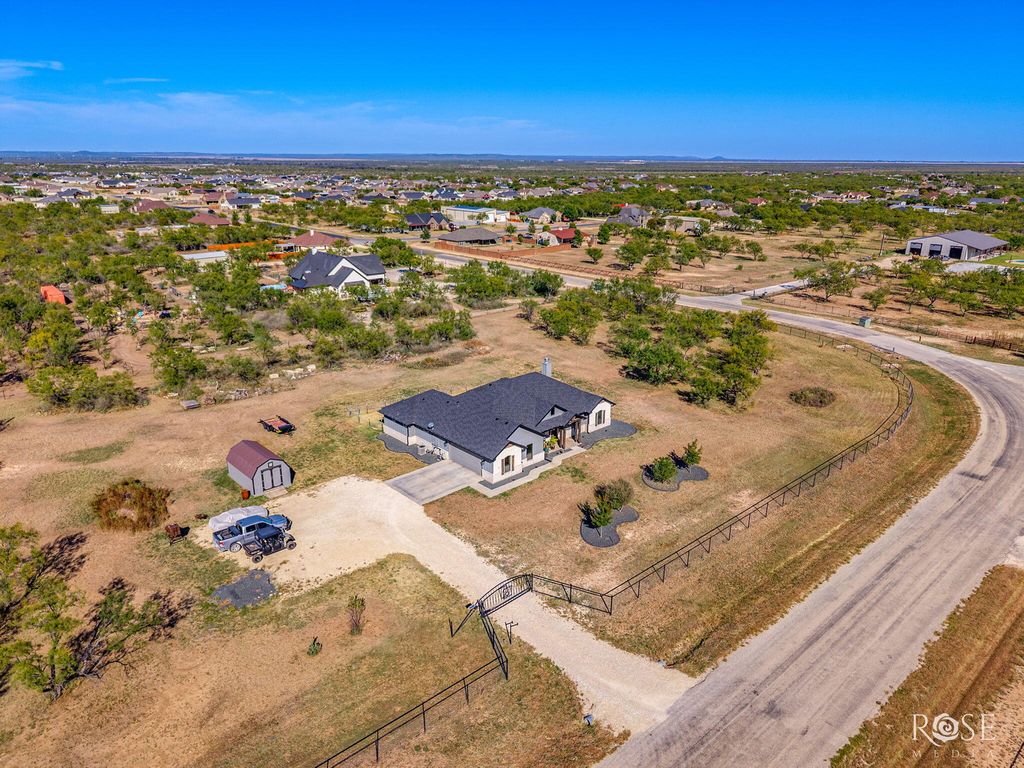 Image 43 of property listing at 3197 Buck Run, San Angelo, TX 76901