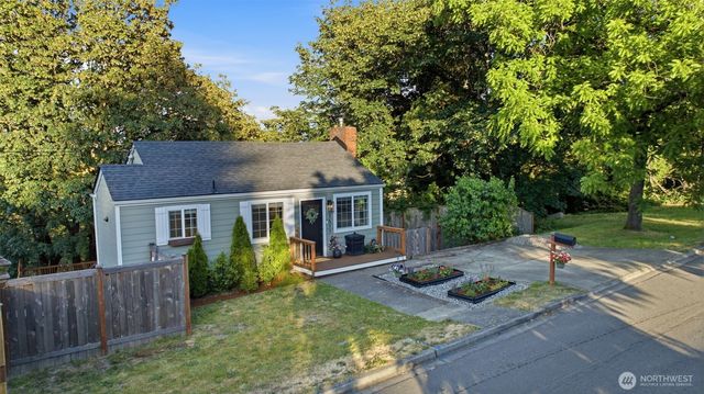 3511 E Grandview Avenue, Tacoma, WA 98404