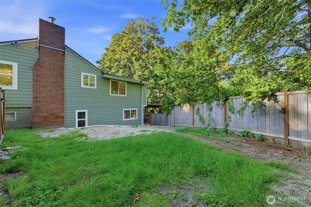 3511 E Grandview Avenue, Tacoma, WA 98404