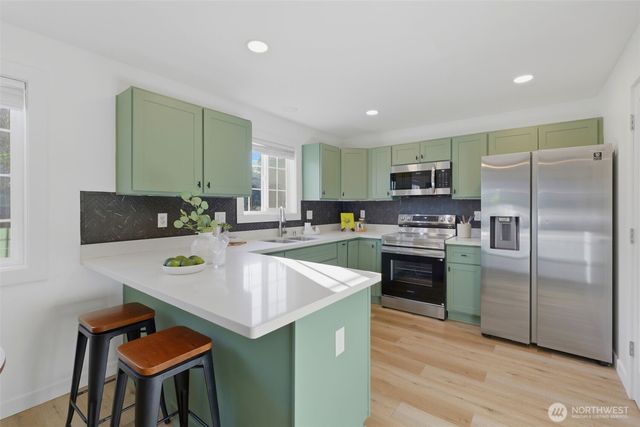 3511 E Grandview Avenue, Tacoma, WA 98404