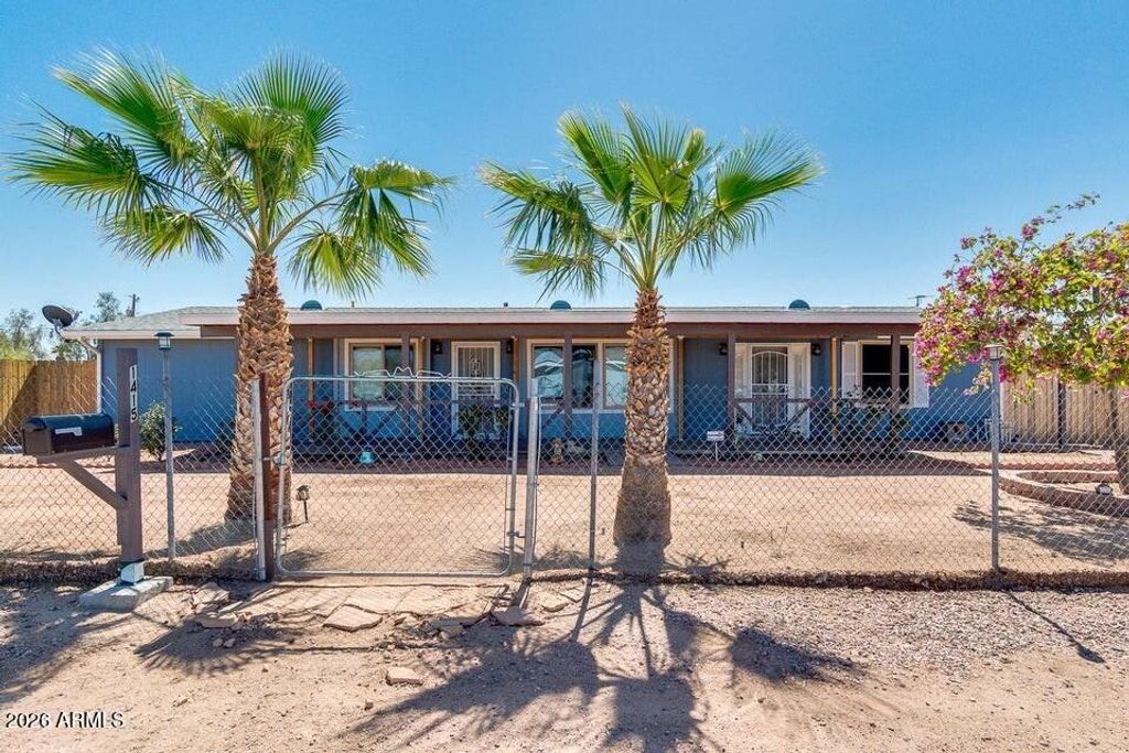 1415 W ROUNDUP Street, Apache Junction, AZ 85120 — exterior