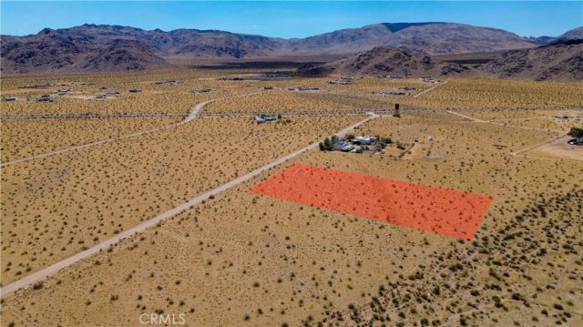 1 Brucite, Lucerne Valley, CA 92356