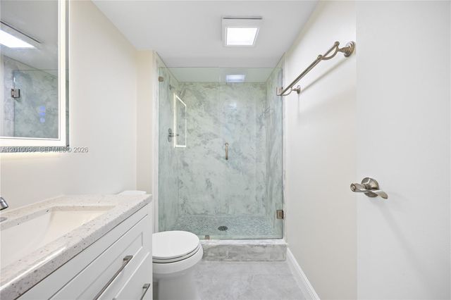 20379 W Country Club Drive 1239, Aventura, FL 33180