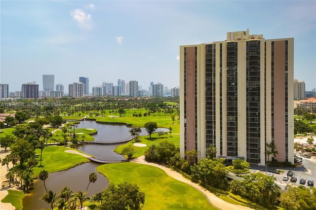 20379 W Country Club Drive 1239, Aventura, FL 33180