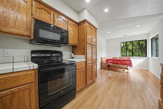 21551 Gayla Dr, Pine Grove, CA 95665
