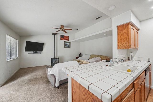 21551 Gayla Dr, Pine Grove, CA 95665