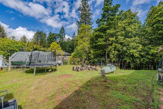 21551 Gayla Dr, Pine Grove, CA 95665