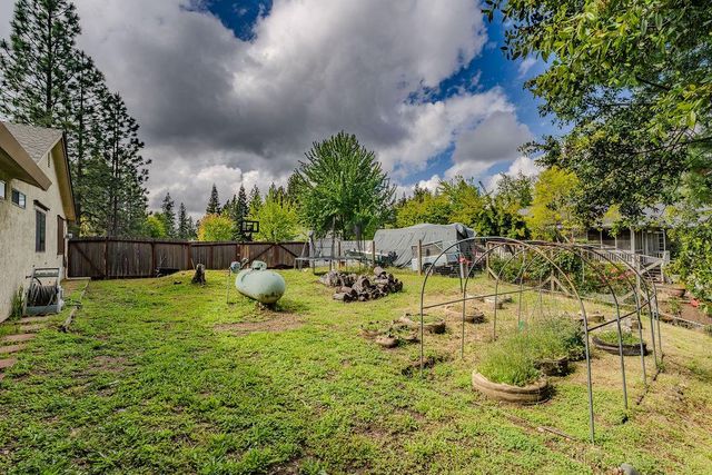21551 Gayla Dr, Pine Grove, CA 95665