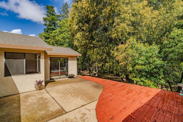 21551 Gayla Dr, Pine Grove, CA 95665