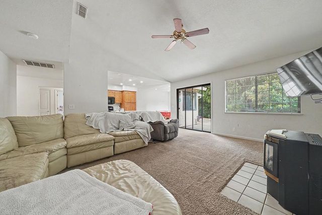 21551 Gayla Dr, Pine Grove, CA 95665