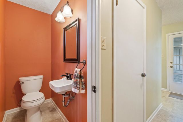 1994 MASSEY RD, Memphis, TN 38119