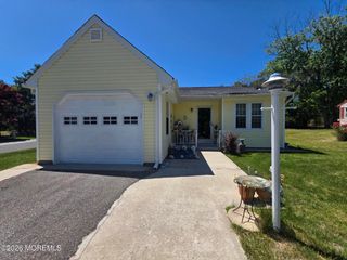 24 Milford Avenue 52, Whiting, NJ 08759