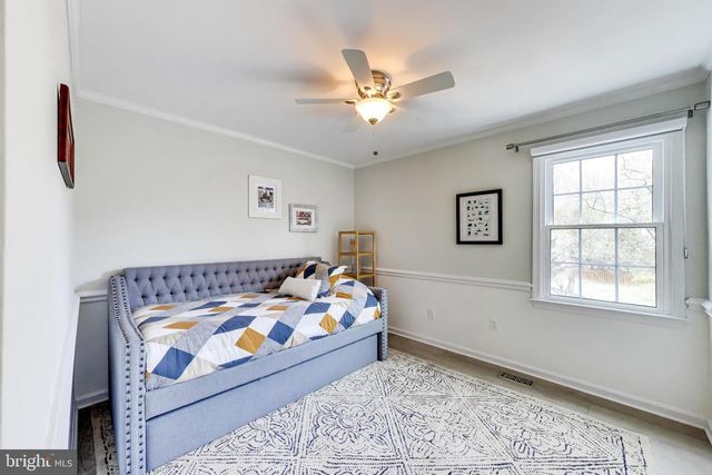 3137 HUNT RD, Oakton, VA 22124
