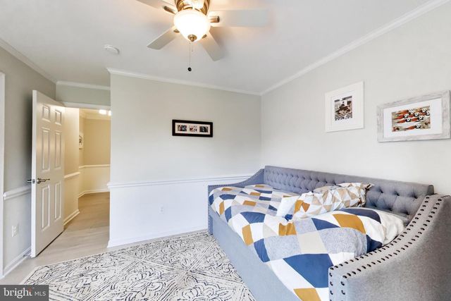 3137 HUNT RD, Oakton, VA 22124