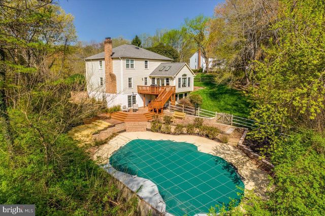 3137 HUNT RD, Oakton, VA 22124