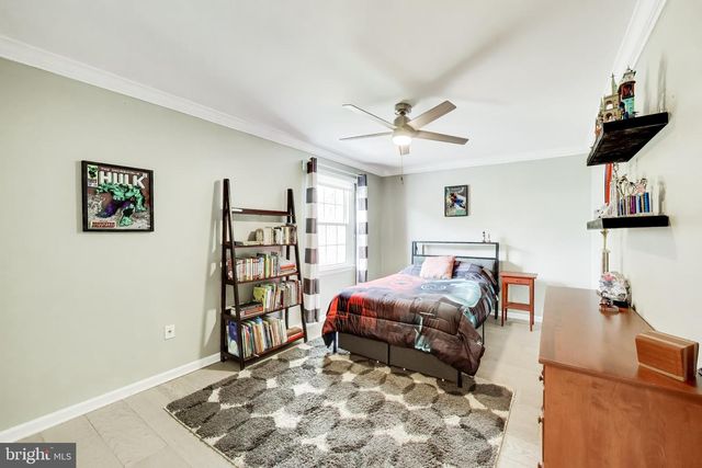 3137 HUNT RD, Oakton, VA 22124