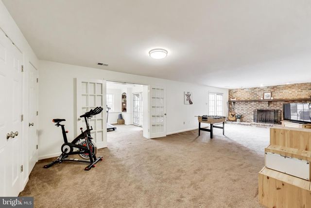 3137 HUNT RD, Oakton, VA 22124