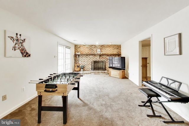3137 HUNT RD, Oakton, VA 22124