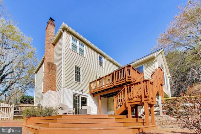 3137 HUNT RD, Oakton, VA 22124