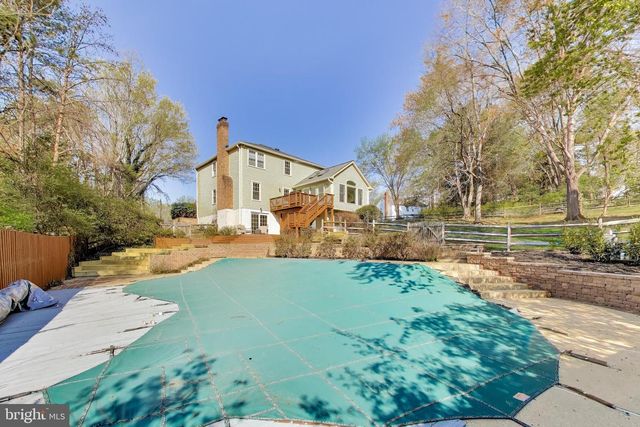 3137 HUNT RD, Oakton, VA 22124