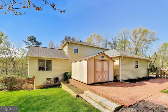 3137 HUNT RD, Oakton, VA 22124