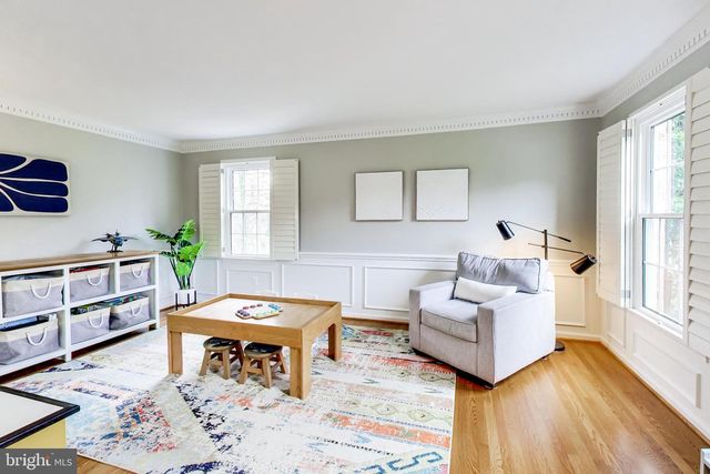 3137 HUNT RD, Oakton, VA 22124