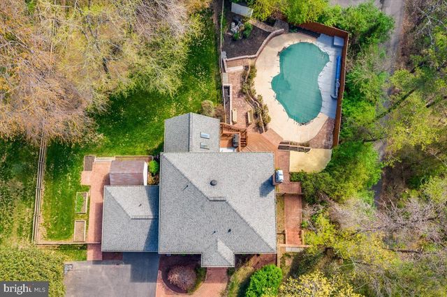 3137 HUNT RD, Oakton, VA 22124