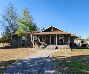 4335 NE 33rd Street, Redmond, OR 97756