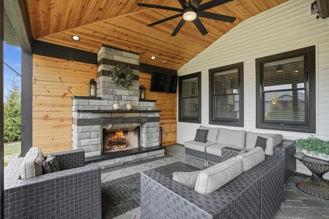 11241 Oak Ridge Court, Crown Point, IN 46307