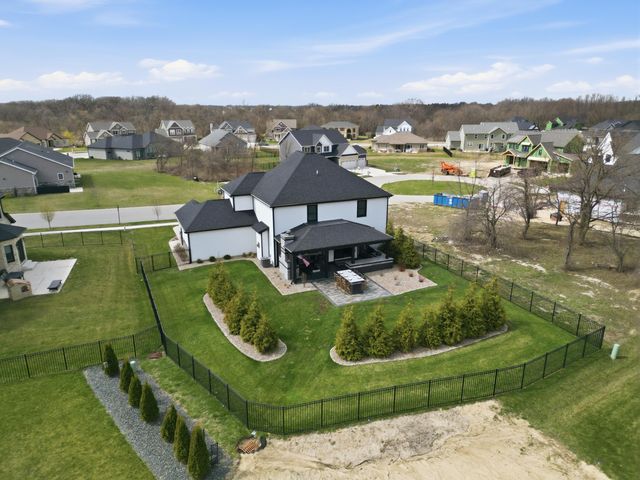 11241 Oak Ridge Court, Crown Point, IN 46307