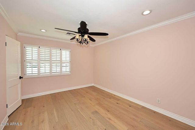 2230 E DEVONSHIRE Avenue, Phoenix, AZ 85016
