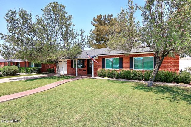 2230 E DEVONSHIRE Avenue, Phoenix, AZ 85016